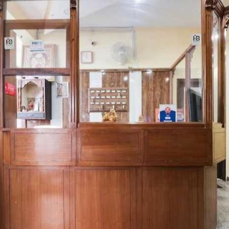 Hotel O Jas Inn Near Star Mall คูร์เคาน์ ภายนอก รูปภาพ